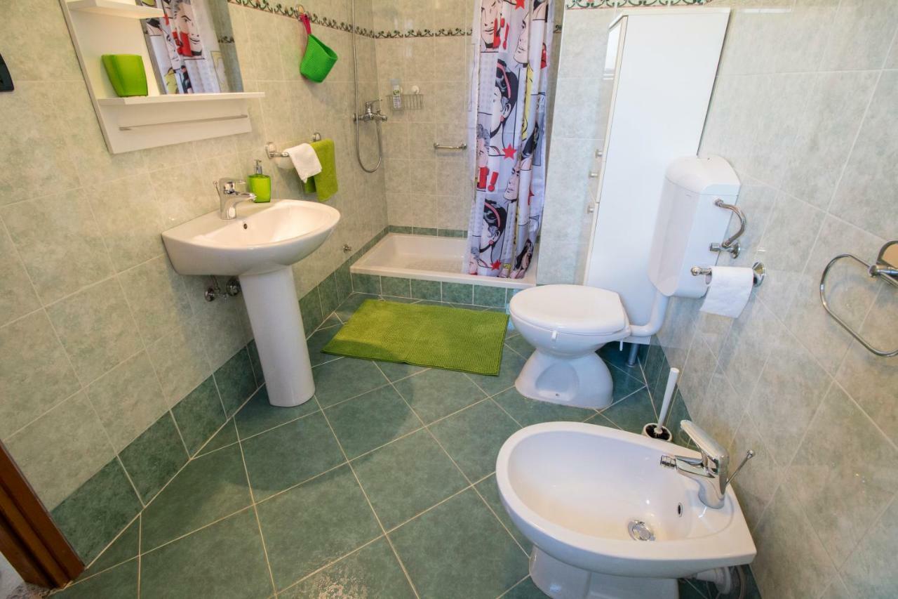 Latis Apartamento Rovinj Exterior foto